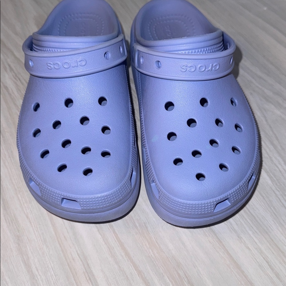 CROCS CUTIE CRUSH CLOG Violet Shoes Size Junior 5 - Picture 3 of 12